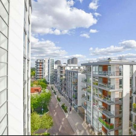 New Stylish 1 Bedroom Flat Stunning Balcony Views Brentford Esterno foto